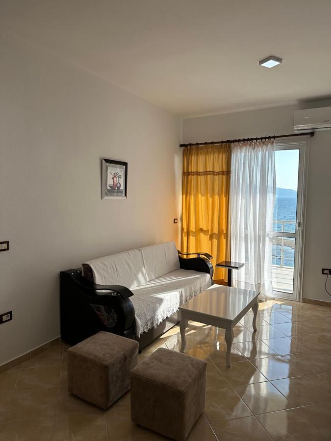 Blue Bay Apartments ซารานเดอ ภายนอก รูปภาพ
