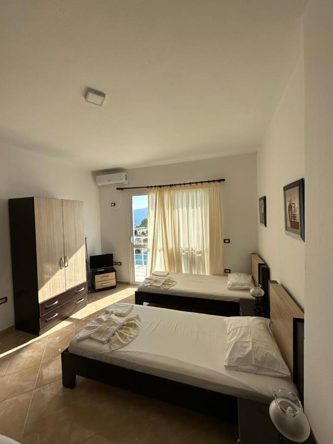 Blue Bay Apartments ซารานเดอ ภายนอก รูปภาพ