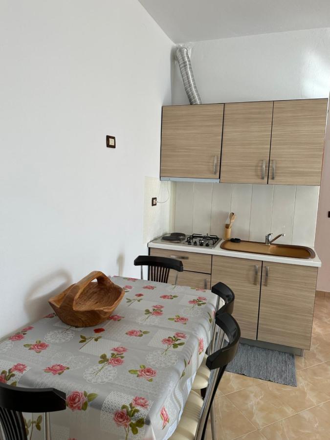 Blue Bay Apartments ซารานเดอ ภายนอก รูปภาพ