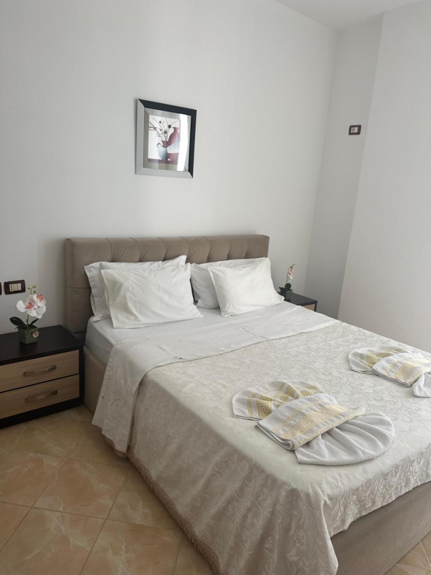 Blue Bay Apartments ซารานเดอ ภายนอก รูปภาพ
