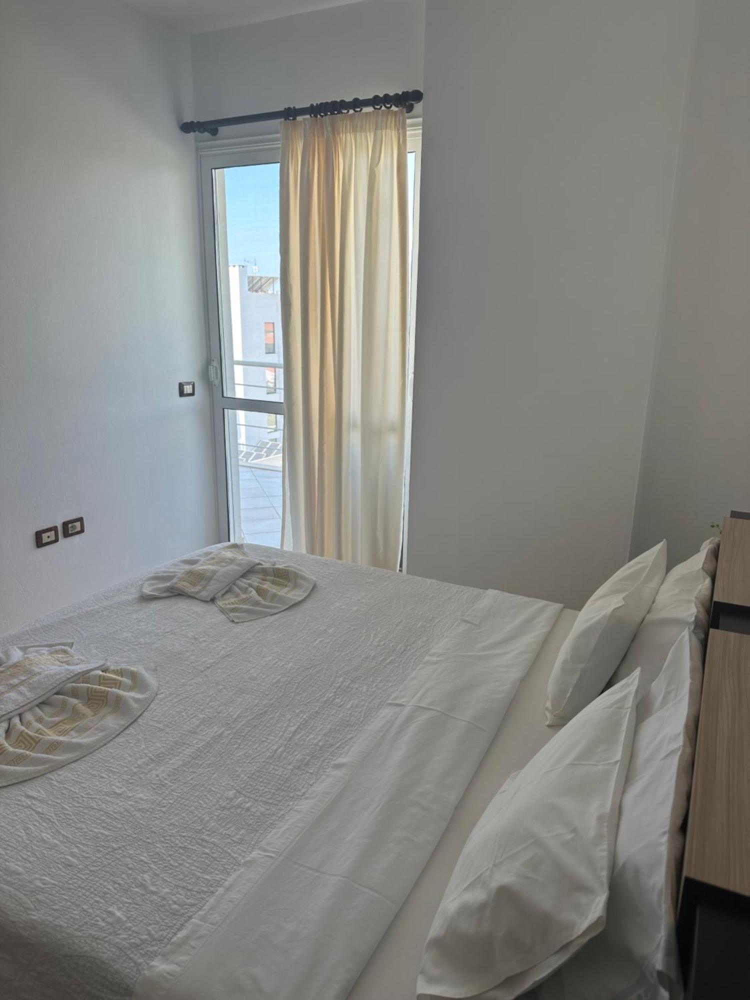 Blue Bay Apartments ซารานเดอ ภายนอก รูปภาพ