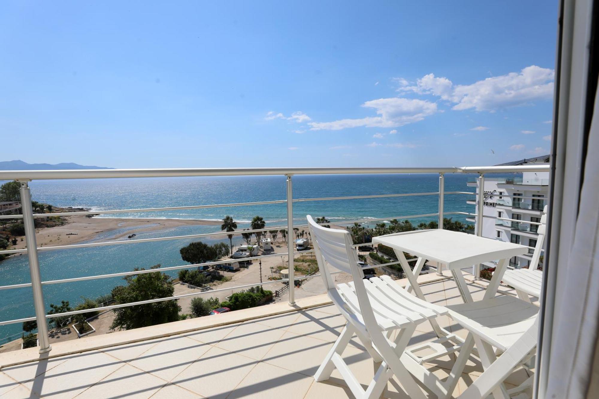 Blue Bay Apartments ซารานเดอ ภายนอก รูปภาพ