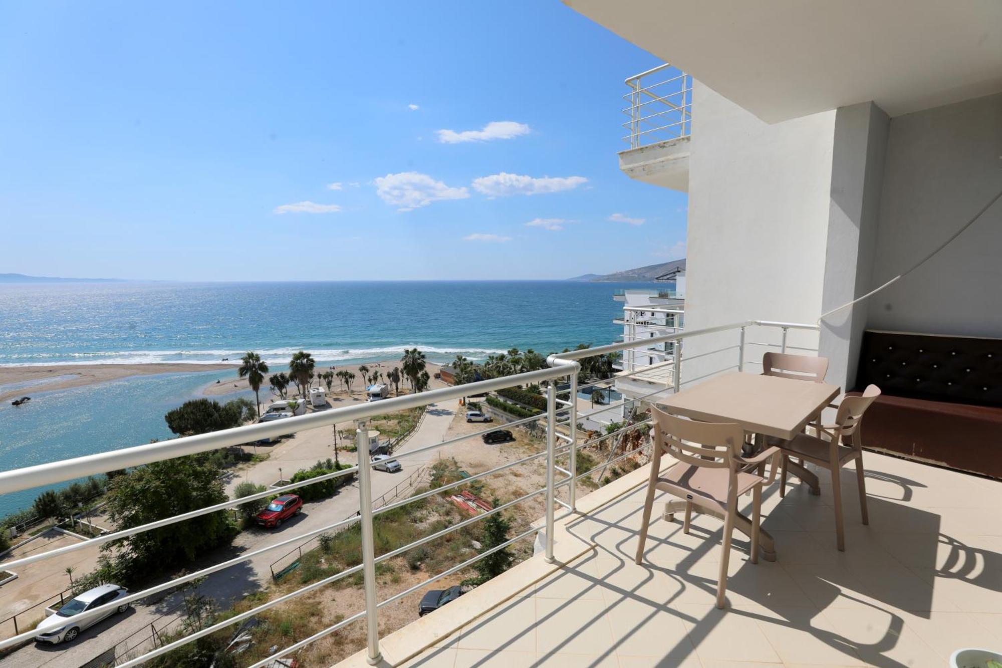 Blue Bay Apartments ซารานเดอ ภายนอก รูปภาพ