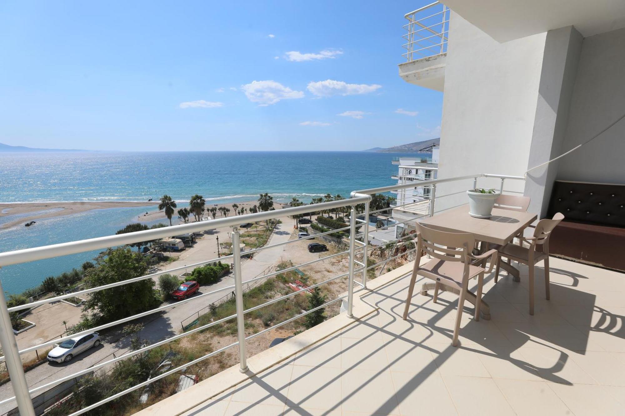 Blue Bay Apartments ซารานเดอ ภายนอก รูปภาพ