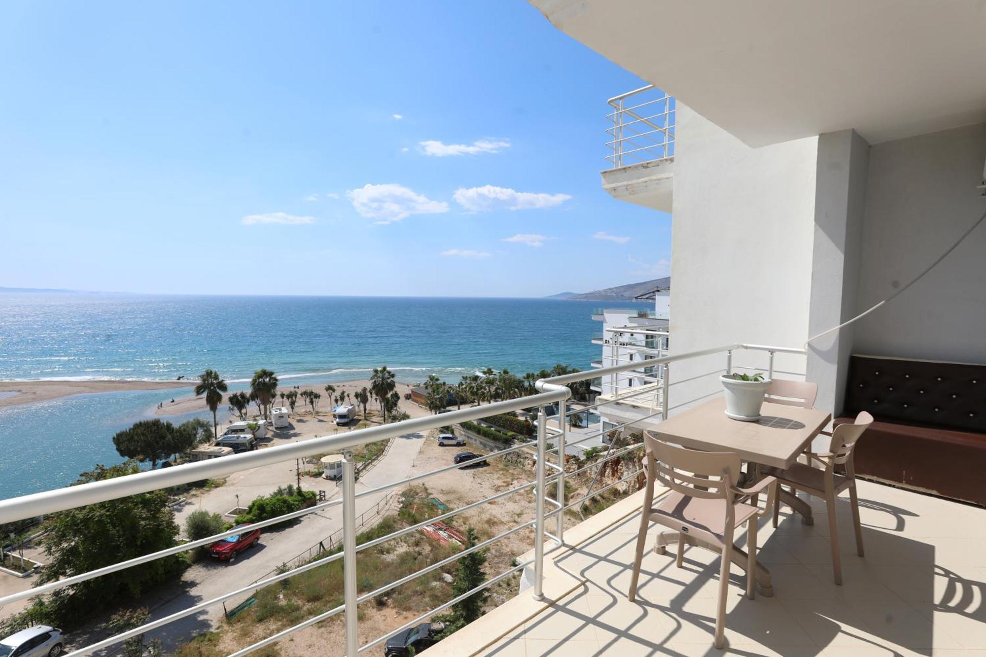 Blue Bay Apartments ซารานเดอ ภายนอก รูปภาพ