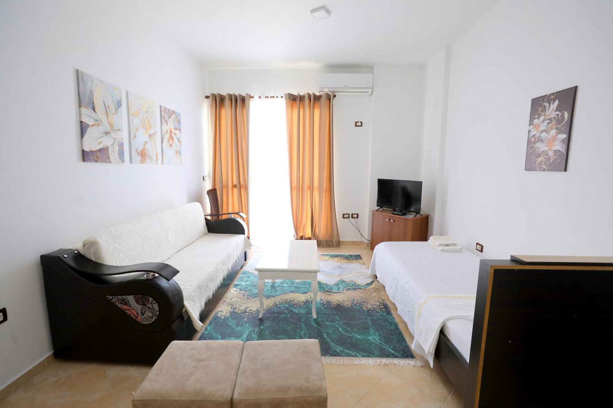 Blue Bay Apartments ซารานเดอ ภายนอก รูปภาพ