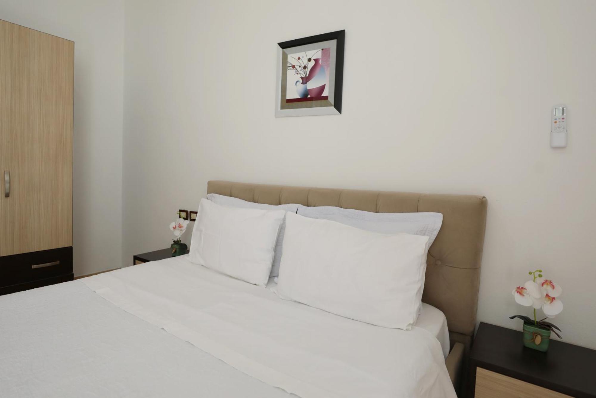 Blue Bay Apartments ซารานเดอ ภายนอก รูปภาพ